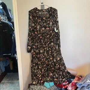 MINKPINK Long Sleeve Midi Dress with black slip underneath